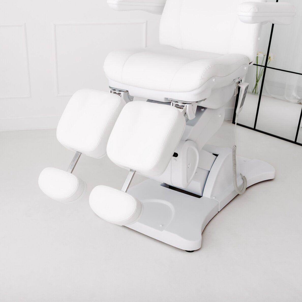 Professional electric podiatry chair SORINA PRO7, white 13