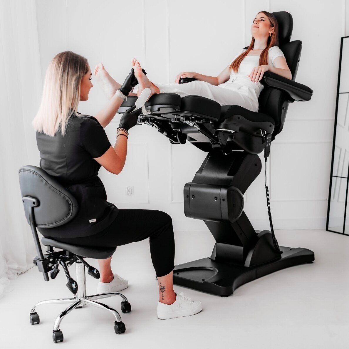 Professional electric podiatry chair SORINA PRO7, black 10