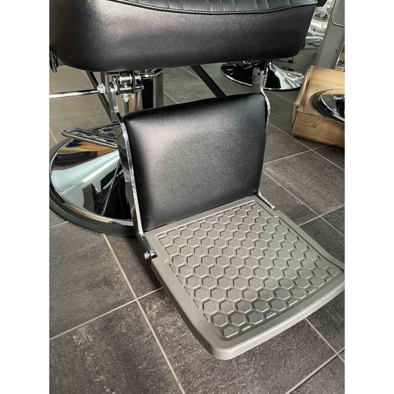 Professional barbers and beauty salons haircut chair GABBIANO PATRIZIO, black color 11 Professional barbers and beauty salons haircut chair GABBIANO PATRIZIO, black color 11