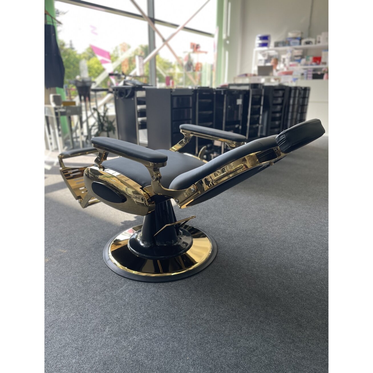 Professional barbers and beauty salons haircut chair GABBIANO FRANSESCO, black color 13 Professional barbers and beauty salons haircut chair GABBIANO FRANSESCO, black color 13