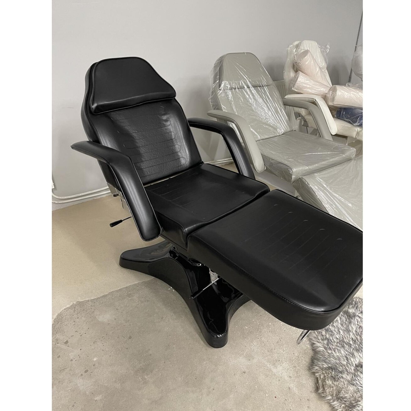 Professional hydraulic cosmetology chair-bed A 234, black 9 Professional hydraulic cosmetology chair-bed A 234, black 9