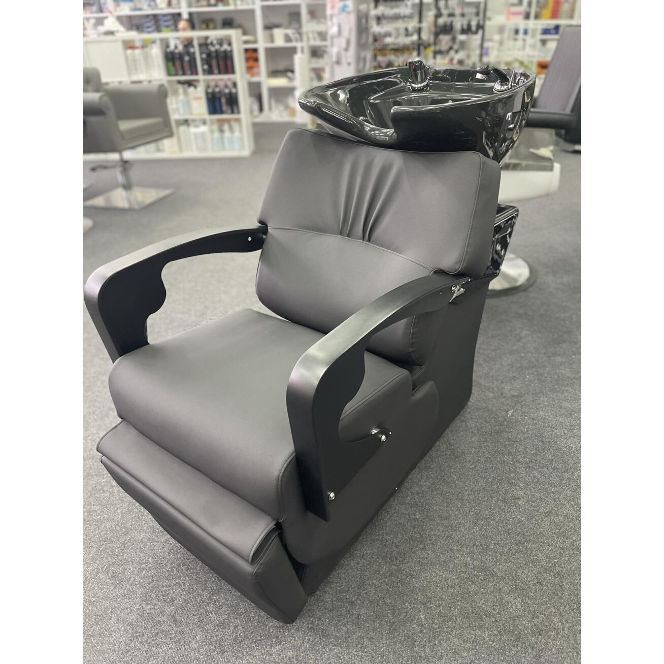 Professional head wacher station GABBIANO C37, black color 18 Professional head wacher station GABBIANO C37, black color 18
