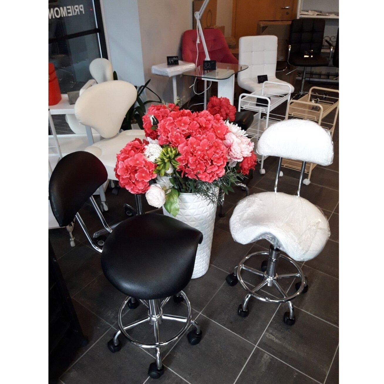 Professional master chair-saddle for beauticians 6001, black color 5 Professional master chair-saddle for beauticians 6001, black color 5