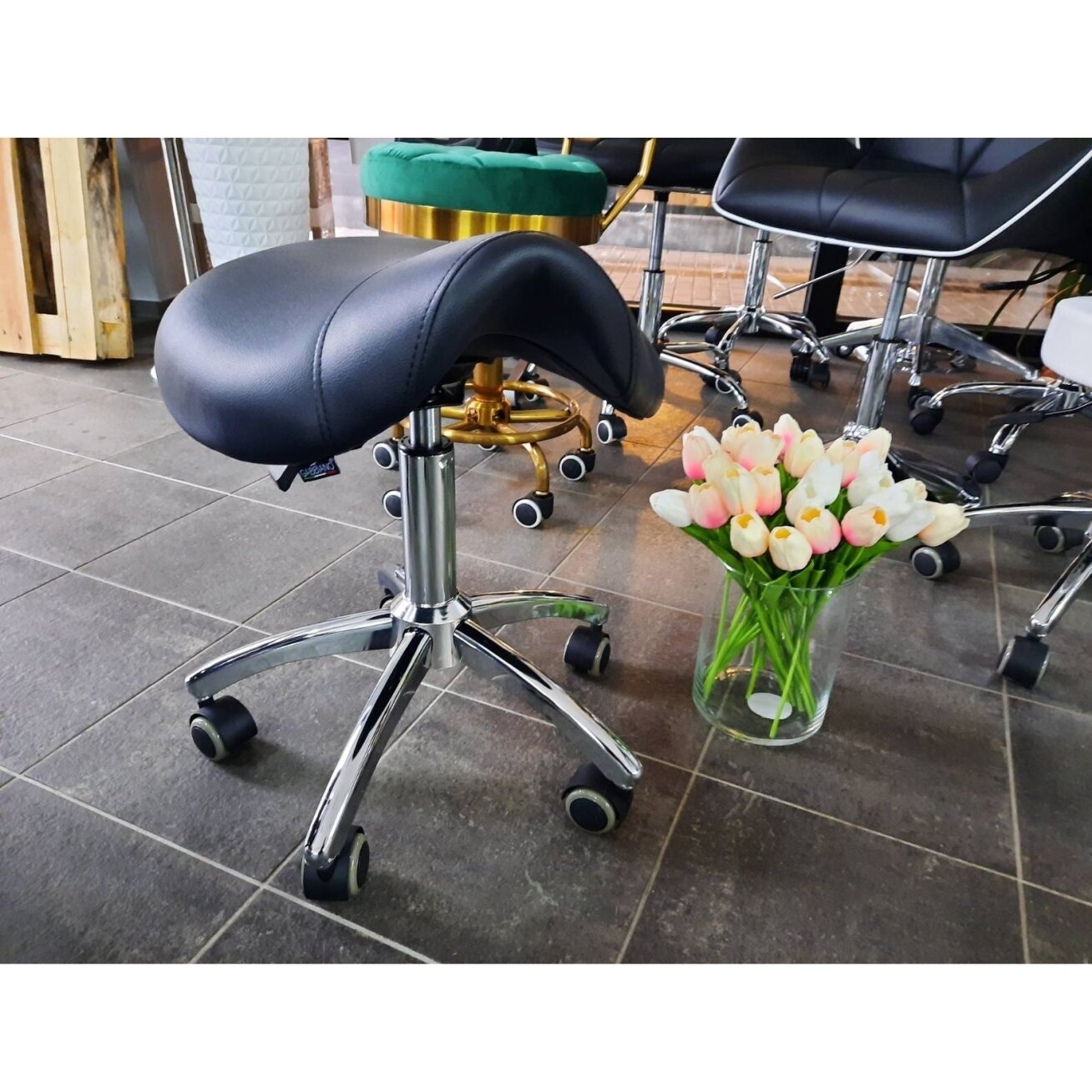 Professional master chair - saddle for cosmetologists AM-302, black color 3 Professional master chair - saddle for cosmetologists AM-302, black color 3