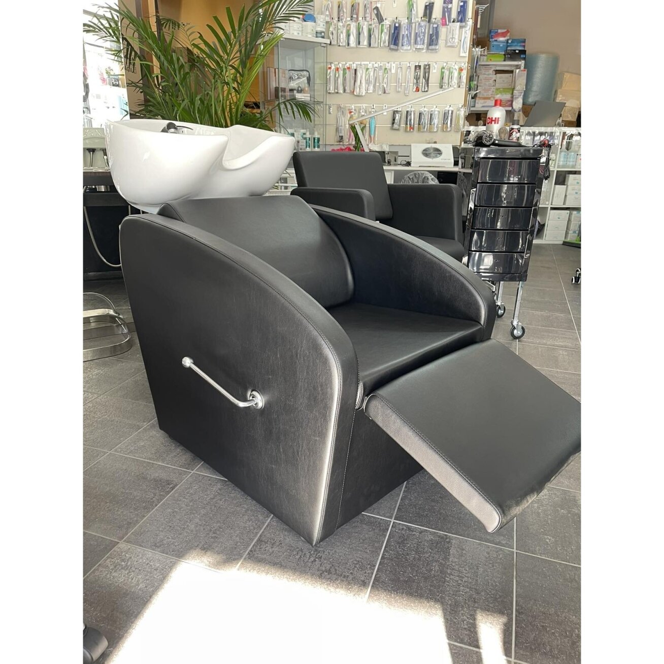 Profesionali plautuvė kirpykloms ir barberiams GABBIANO BERGEN, juodos spalvos 7 Profesionali plautuvė kirpykloms ir barberiams GABBIANO BERGEN, juodos spalvos 7