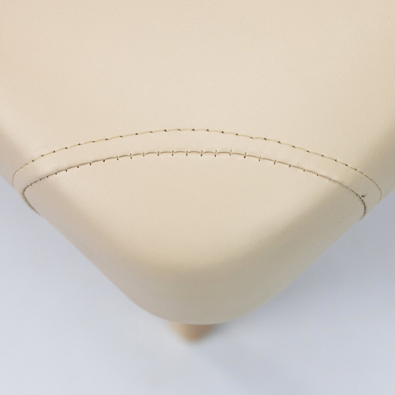 Profesionalus sulankstomas masažo stalas K033-3,5, kreminės spalvos 7 Profesionalus sulankstomas masažo stalas K033-3,5, kreminės spalvos 7