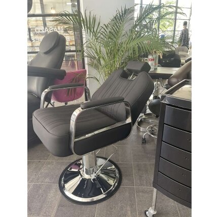 Professional barbers and beauty salons haircut chair GABBIANO RUFO BLACK 14 Professional barbers and beauty salons haircut chair GABBIANO RUFO BLACK 14