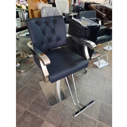 Professional barber chair GABBIANO LION, black 5 Professional barber chair GABBIANO LION, black 5