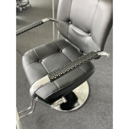 Professional hairdressing chair with footrest GABBIANO VIGO, black color 8 Professional hairdressing chair with footrest GABBIANO VIGO, black color 8