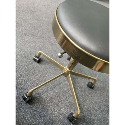 Professional master chair for beauticians and beauty salons H7, black seat with golden foot 3 Professional master chair for beauticians and beauty salons H7, black seat with golden foot 3